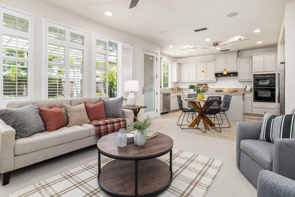 76 Oak grove dr in pointe marin Novato